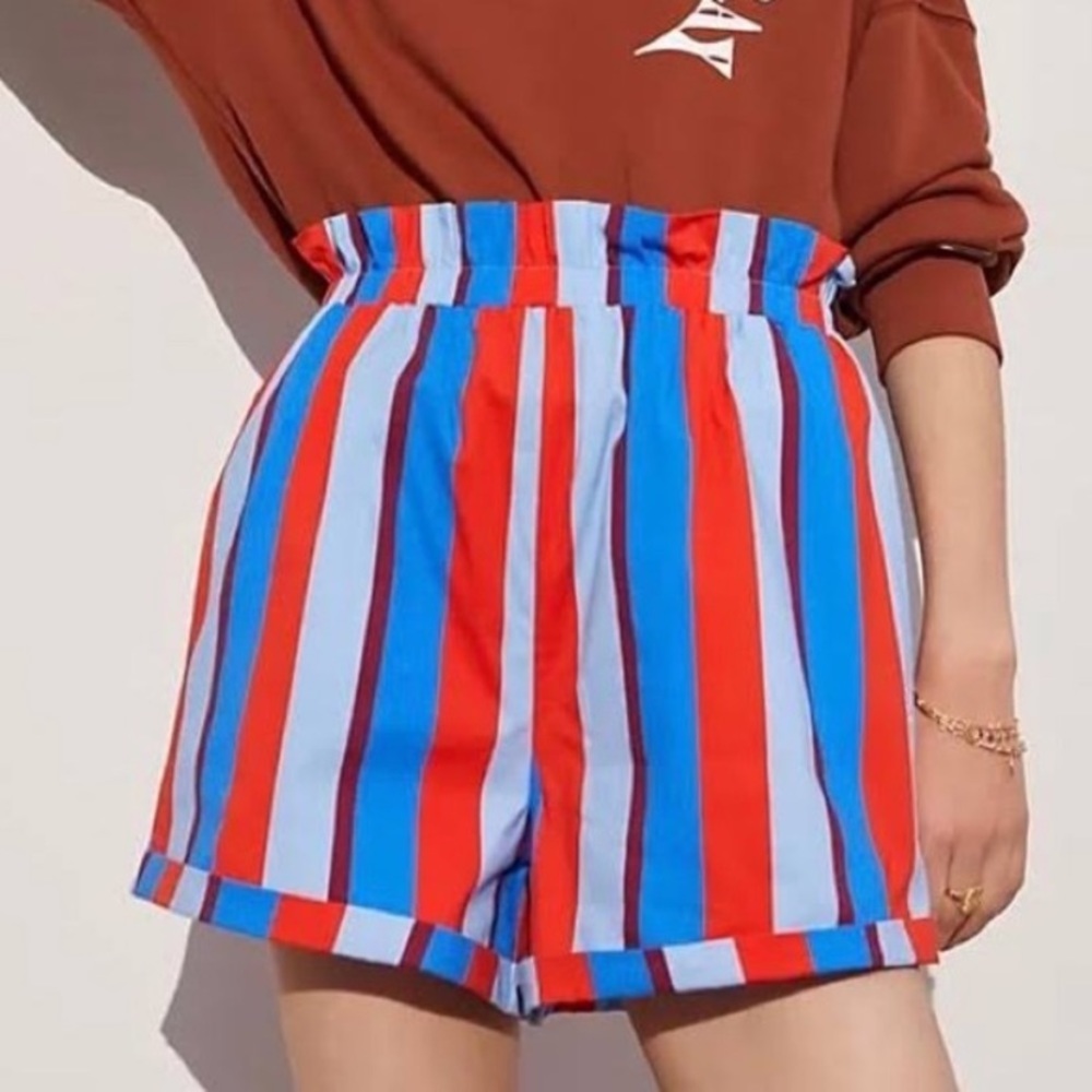 Farm Rio paper bag shorts New without tags size Small